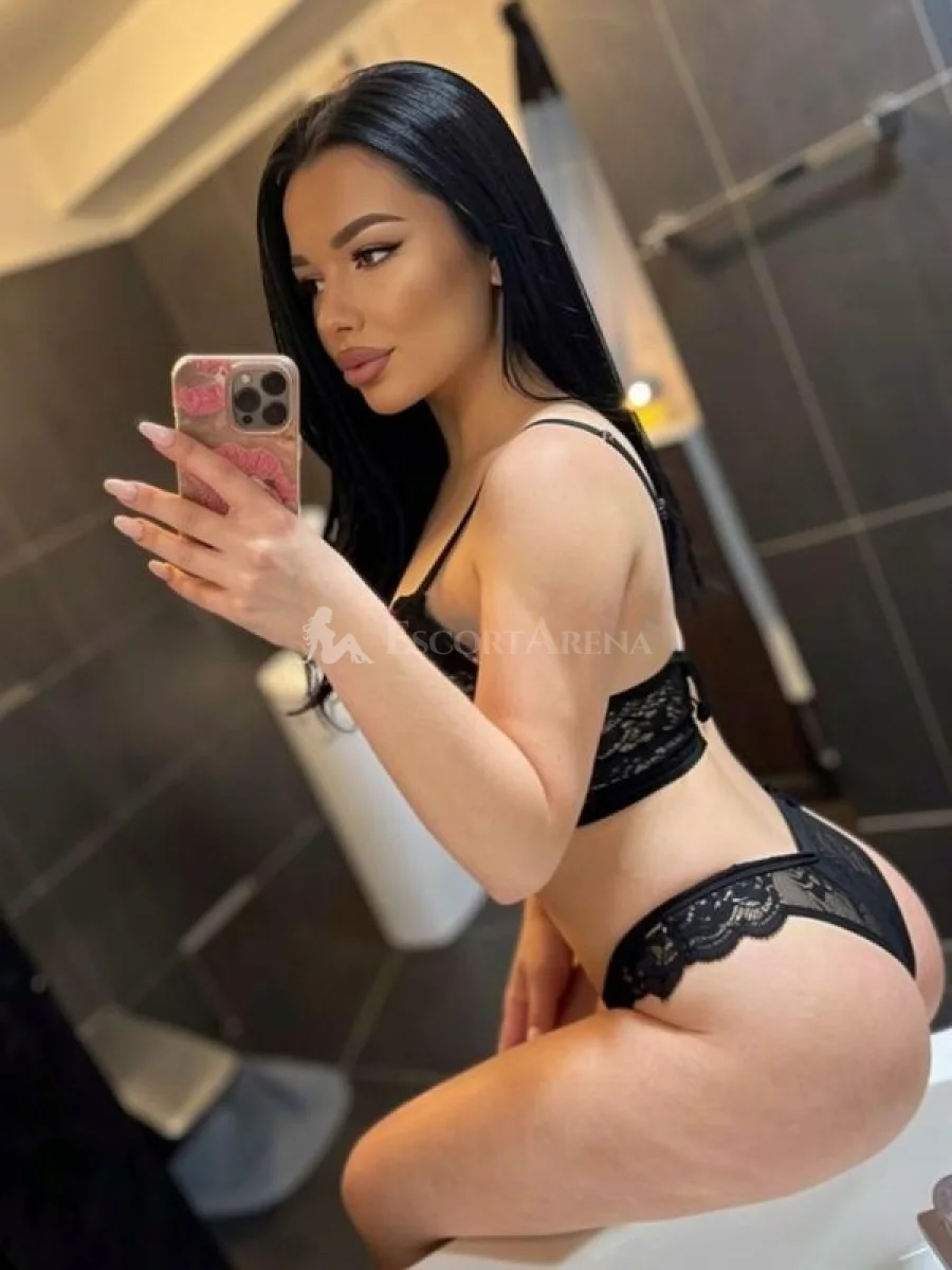 Escort Image